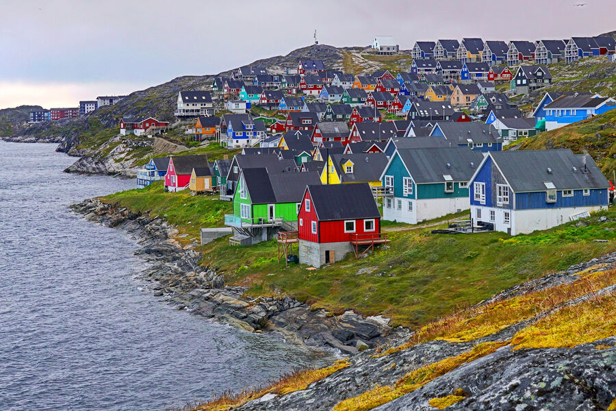 Greenland: The World's Largest Island – Vast Territory and Amazing Facts